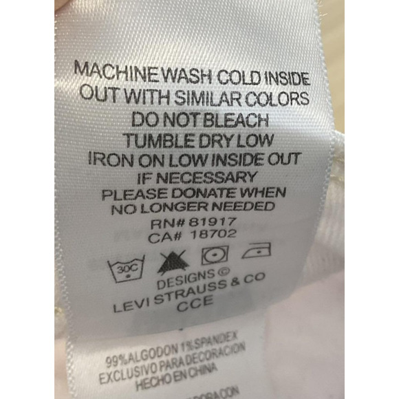 Levi's Shorts Juniors 7 White Bermuda Denim Stretch 5-Pocket Casual Summer - Picture 10 of 10